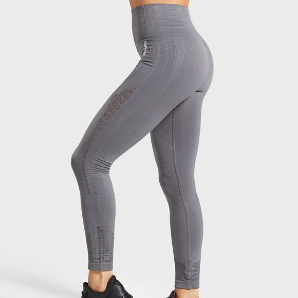 GYMSHARK LEGGINGS NWOT - Picture 2 of 3